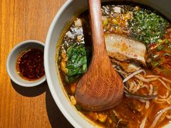 小锅米线-SHAN山(前滩太古里店)