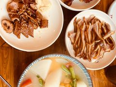 -老鼎万春卤菜(五代传承创始老店)