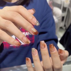 -艾珂·美甲美睫
