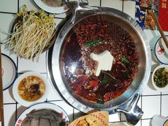 -贤合庄卤味火锅(安吉万达店)