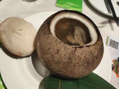 -汤城小厨•粤菜•靓汤(西直门凯德MALL店)