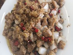 -巷子深菜馆·津门肘子(滨海店)