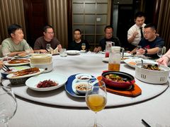 -梦都海鲜酒家(万达广场江桥店)