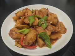 地三鲜-红东阁东北菜烤肉酒馆(CROSS万象汇店)