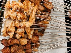 -清真磊磊烧烤老店(饮虎池街34号店)