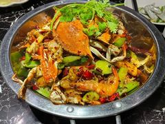 香辣蟹-卯时·龙光雅宴·精致锡帮菜(惠山古镇店)