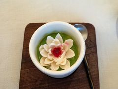 一朵千娇照水白莲-蘇锦宴·淮扬菜烤鸭·小院(三元桥霄云路店)