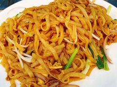 -三亚火车头万人海鲜广场