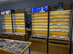-优医视平价眼镜蔡司依视路折扣工厂店(德胜门店)