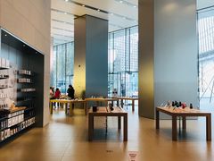 -Apple零售店(华贸购物中心店)