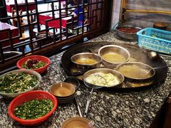 -谢老五跷脚牛肉·非遗传承店