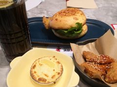 -必胜客(余姚五彩城店PH店)