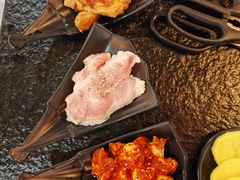 -炙忧烤肉屋(中国铁建广场店)