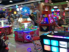 -嘻哈欢乐场(华宇广场店)