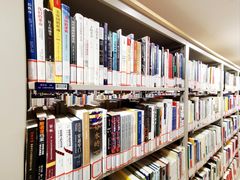 -上海市静安区图书馆(新闸路馆)