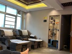 -鸿鹄足浴店(东门店)