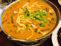 -余杨鸭鸭餐厅