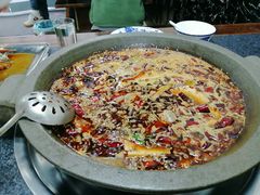 -秦巴石锅鱼