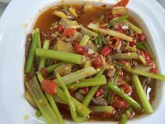 -独一佳老胡湘菜馆(矿山路店)