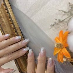 -HUII NAIL绘京美甲美睫会馆