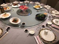 -御花园·粤菜·海鲜火锅(中山公园店)