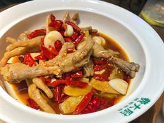 -费大厨辣椒炒肉(万家丽一店)