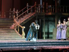 -交通银行前滩31演艺中心