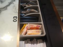 餐具摆设-深仔记茶餐厅(亚士厘道店)