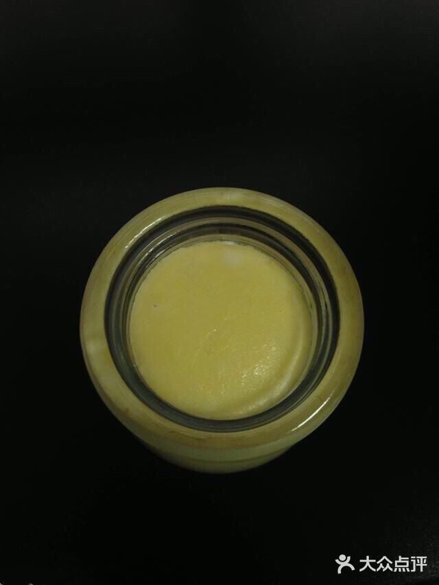 如丝般顺滑的简易版牛奶布丁