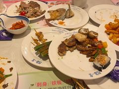 -四海一家自助餐(益田假日广场店)