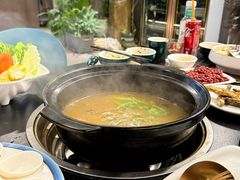 -野菌皇海景野生菌火锅(滨海大道店)