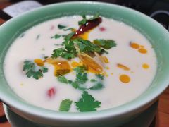 酸辣椰粉鸡肉汤-mango tree芒果树泰国餐厅(青岛万象城店)