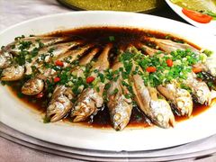 -石砰渔港·海鲜楼