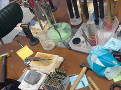 -十八字金·银饰·拼豆·开蚌DIY(魏公芳华里店)