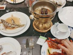 -小天鹅戴斯酒店鲸鲨百汇创作料理