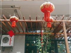 -汤锅大王(新平曹苏黄牛汤锅有限公司)