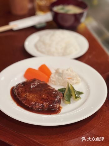 東京廚師圈內的口碑老店，兩代人聯訣登場