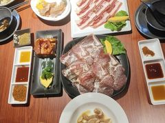 -山之屋炭火烧肉·生啤畅饮(大朗万科中央公园店)