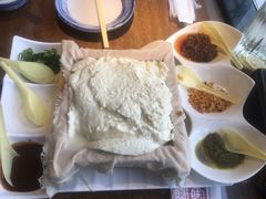 -95号酱骨·一块豆腐(展春园西路店)