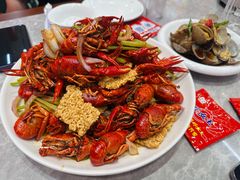 网红秘制龙虾-虾女王·龙虾·烧烤(龙江店)