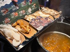 -芸山季·云南山珍菌火锅(人民广场来福士店)