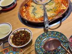 -洱火云南酸菜牛肉火锅(石景山当代商城店)