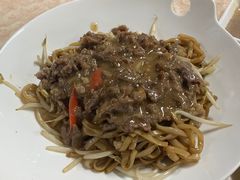 湿炒牛河-华威达牛庄(黄埔大道西店)