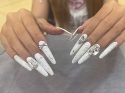 -鲸彩·美甲美睫科技护肤