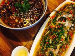 玩辣主题餐厅(和平西桥店)-自贡盐帮菜·玩辣餐厅(樱花园西街店)