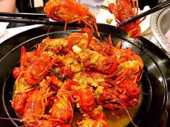 -虾弄弄海派小龙虾·牛羊蝎子火锅