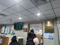 -浙江大学医学院附属口腔医院湖滨（延安）院区