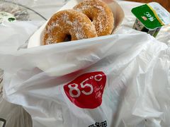 -85度C(生甜甜圈研究工坊·上海平凉店)
