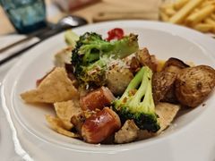 招牌牛扒配煎时蔬-刀叉遇上筷子中西融合餐厅(成都道店)