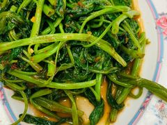 马来风光-长城砂煲田鸡粥